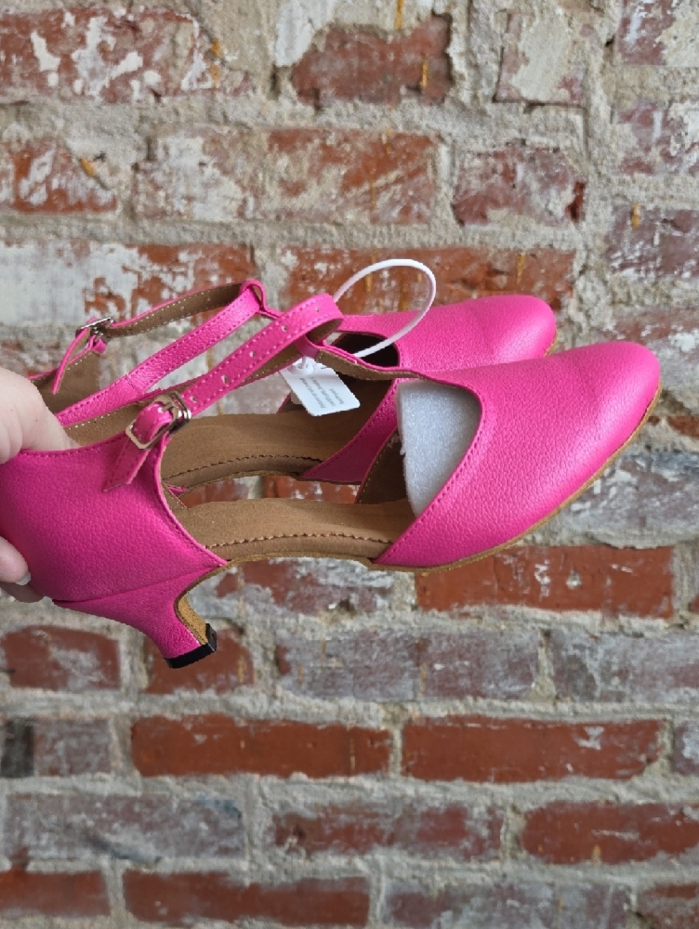 Fuchsia T-Strap Low Heel Pumps for Women - Picture 3 of 6